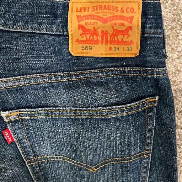 Levi’s 569 Loose Straight Fit Jeans - Picture 3 of 3